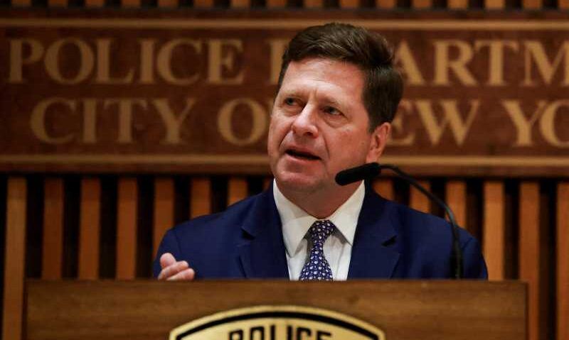 Trump alege un procuror din New York pentru a conduce permanent serviciile de informații