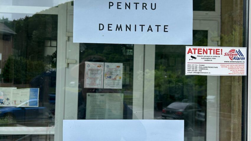 Protest fără precedent la ANAF. Mii de angajați au lipsit de la serviciu din cauza noii legi a salarizării