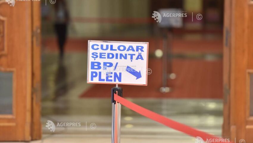 Ședința conducerii Parlamentului pentru învestirea Guvernului Veștea, suspendată după o dispută privind sigla PNL