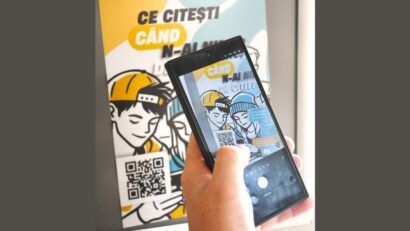 „Scanează. Citește. Descoperă Aradul”: peste 52.000 de resurse digitale, disponibile gratuit în autobuzele și tramvaiele din Arad