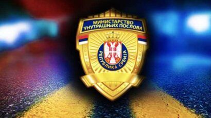 Alerte false cu bombă în mai multe școli din Serbia. Elevii au revenit la cursuri după verificările poliției