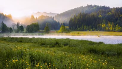 Expoziția de fotografie „6 A.M.”, vernisată la Reșița. Karina Tincul surprinde magia răsăriturilor din Europa