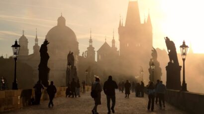 Expoziția de fotografie „6 A.M.”, vernisată la Reșița. Karina Tincul surprinde magia răsăriturilor din Europa