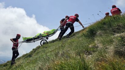 Weekend dificil pentru Salvamont: 17 persoane salvate, două decese și zeci de intervenții pe munte, inclusiv în Caraş-Severin