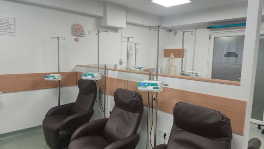 OncoHelp Timișoara reduce timpul de așteptare pentru chimioterapie cu ajutorul a 11 infuzomate noi
