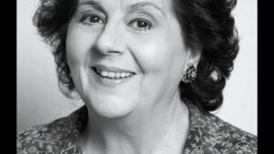 Mai săraci cu un actor-Adela Mărculescu!
