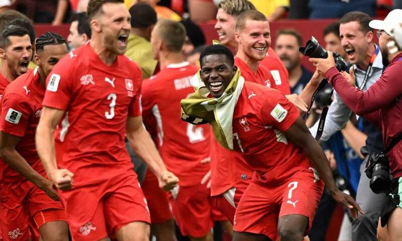 Elveția, în sferturile Cupei Mondiale după un thriller cu Columbia