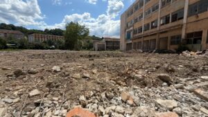 Proiectul viitorului spital OncoHelp de la Reșița intră într-o nouă etapă. O clădire a fost demolată, iar demersurile pentru autorizația de construire intră în linie dreaptă