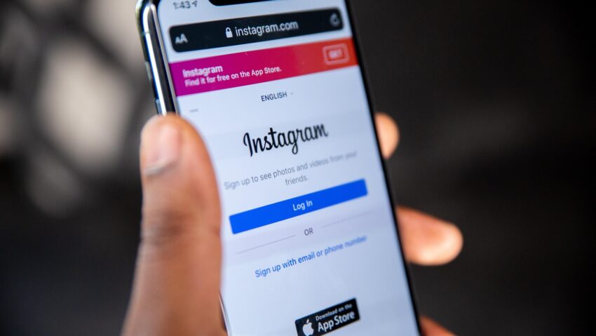 UPDATE | Facebook şi Instagram au picat în mai multe ţări, inclusiv în România