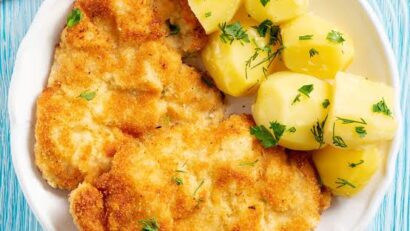 Prânzul de Duminică: Kotlet Schabowy, șnițelul polonez crocant și suculent