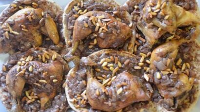 Musakhan palestinian – pui aromat cu sumac, ceapă și pâine taboon