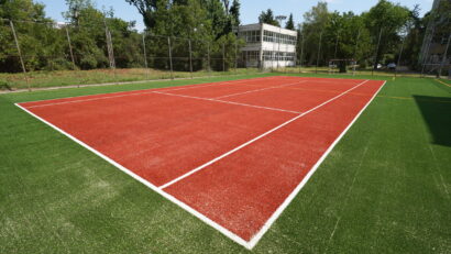 Primăria Timișoara modernizează curțile și terenurile de sport din școli