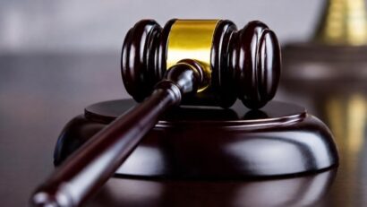 Tribunalul Bucureşti suspendă deciziile Congresului extraordinar al PNL. Liberalii anunţă că vor ataca hotărârea