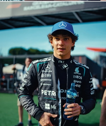 Kimi Antonelli pleacă din pole position în Marele Premiu al Marii Britanii. Italianul domină weekendul de la Silverstone