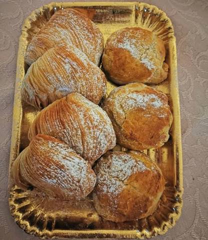 Sfogliatella sărată cu șuncă și Provola. Rețeta napolitană rapidă și crocantă