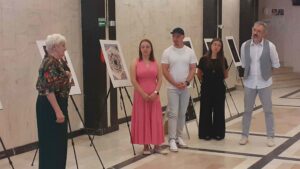 Expoziția „MUTAȚII” a fost vernisată la Reșița. Patru artiști explorează identitatea și transformarea prin artă digitală și generativă