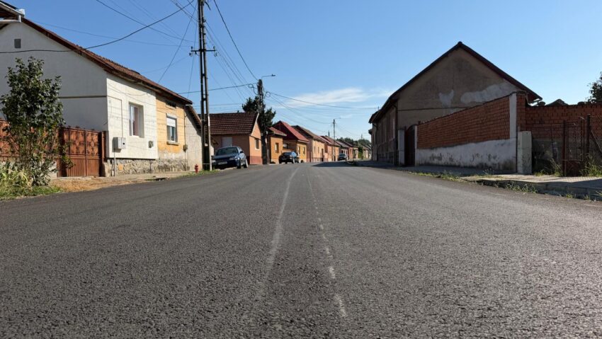 AQUACARAȘ: străzile George Coșbuc și Horia din Oțelu Roșu au fost readuse la starea inițială după finalizarea lucrărilor