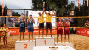CSU Reşiţa a luat aur la Naţionalele de Beach Volley de la Iaşi!