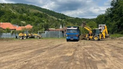 Încep lucrările la etapa a doua a bazei sportive de la Moneasa