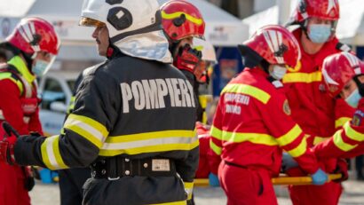 201 misiuni în 48 de ore pentru salvatorii din Timiș. Peste 22 de hectare de teren, afectate de incendii