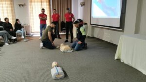 Învață să salvezi o viață! Curs gratuit de prim ajutor, la Reșița