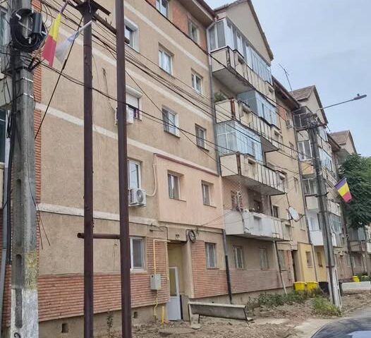 Blocul 8 de pe strada Buziașului din Lugoj va fi reabilitat energetic printr-un proiect de 6 milioane de lei