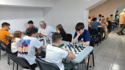 Alexandru Korcsek a câştigat Memorialul „Mihail Buzner” la şah Blitz