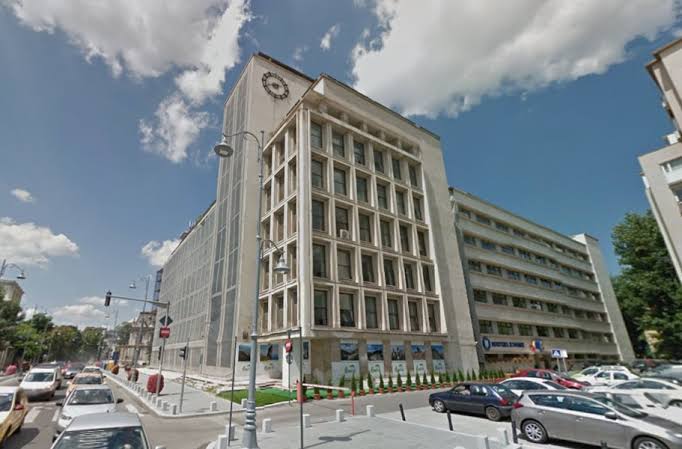 Ministerul Economiei, Digitalizării, Antreprenoriatului şi Turismului se reorganizează: 109 posturi vacante desființate și mai puține funcții de conducere