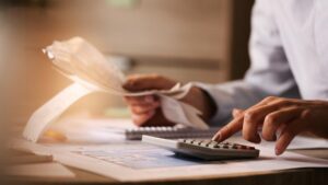Din 1 octombrie, plata în numerar nu va mai fi disponibilă la casieriile Direcției Fiscale Timișoara