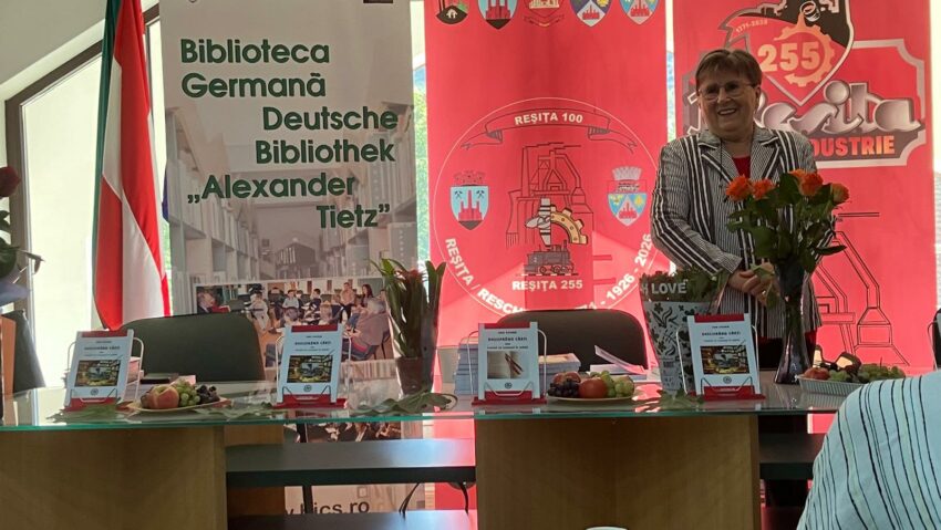 De ziua ei, prof. Ana Kremm şi-a prezentat noua carte la Biblioteca Germană „Alexander Tietz” din Reșița
