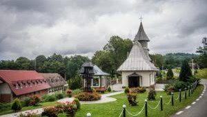 Hram la Mănăstirea „Acoperământul Maicii Domnului” din Brebu-Soceni