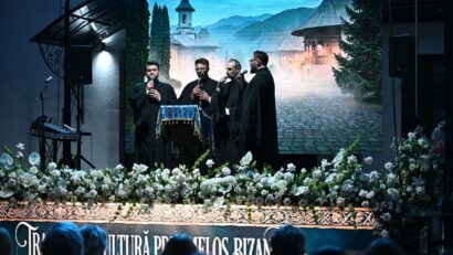 Atmosferă de rugăciune prin melos bizantin, la Episcopia Caransebeșului