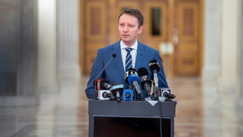 Guvernul Mureșan. PNL, USR și UDMR și-au anunțat propunerile de miniștri
