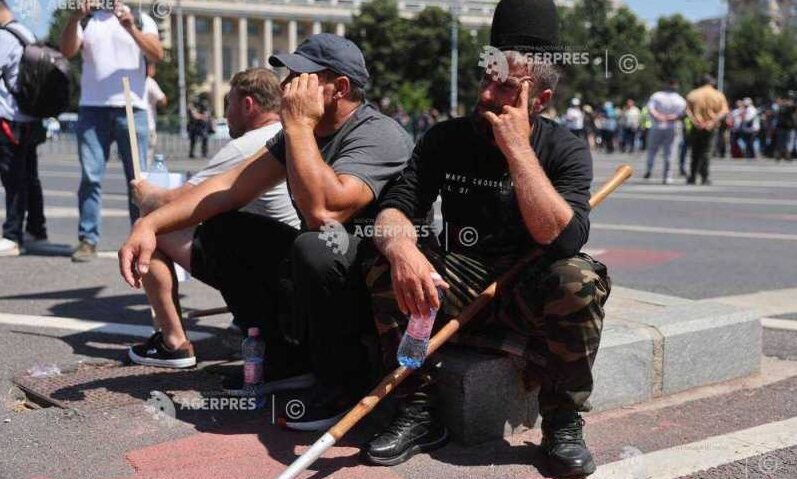 Violențe la protestul protestul ciobanilor din Piața Victoriei