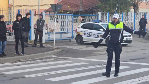 Polițiștii cărășeni, acțiuni pentru siguranța pietonilor și elevilor. Aproape 40 de treceri pentru pietoni, verificate