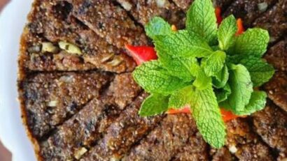 Kibbeh al-Saniyyah: rețetă de kibbeh la cuptor, cu carne, bulgur și condimente