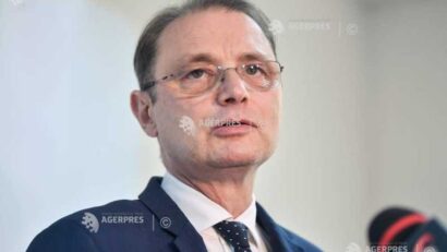 Luca Niculescu continuă luni negocierile pentru formarea Guvernului