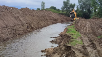 Investiții pentru apărarea împotriva inundațiilor în Caraș-Severin. Ce lucrări au fost realizate și ce proiecte sunt în derulare