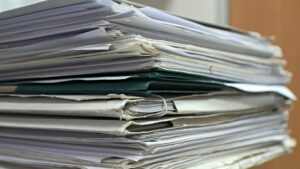 Fosta manageră interimară şi două şefe de servicii de la Spitalul Municipal Timişoara au fost trimise în judecată