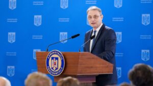 Luca Niculescu, desemnat premier de preşedintele Nicuşor Dan
