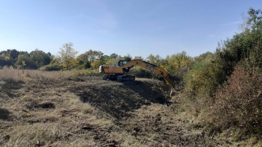 Lucrări pentru reducerea riscului de inundații pe cursul de apă Hisiaș, în județul Timiș