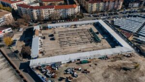 Primăria Timișoara vrea să cumpere cele patru clădiri din Piața Aurora. Pe terenul de peste 14.000 mp ar putea fi amenajată o parcare