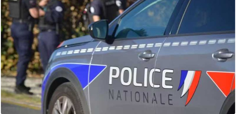 Atac armat într-o școală din Franța. Un adolescent de 14 ani a împușcat directorul și o profesoară