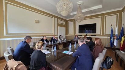Timișoara, selectată într-un program pilot pentru tratarea dependențelor la copii și adolescenți. Finanțare de 120.000 de franci elvețieni