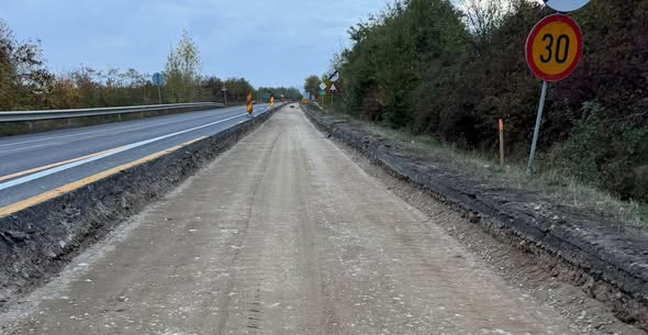 Lucrările de consolidare pe Varianta de Ocolire Caransebeș au ajuns la 24%